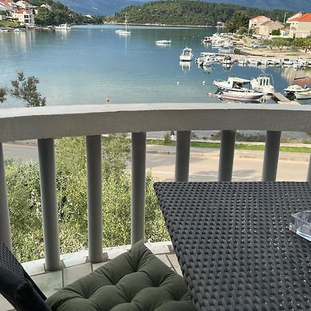 Apartments Ana By The Sea لومباردا المظهر الخارجي الصورة
