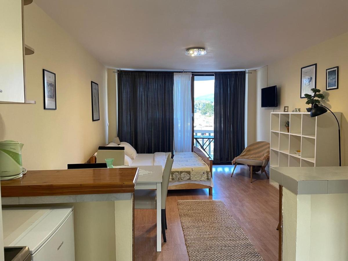 Apartments Ana By The Sea لومباردا المظهر الخارجي الصورة