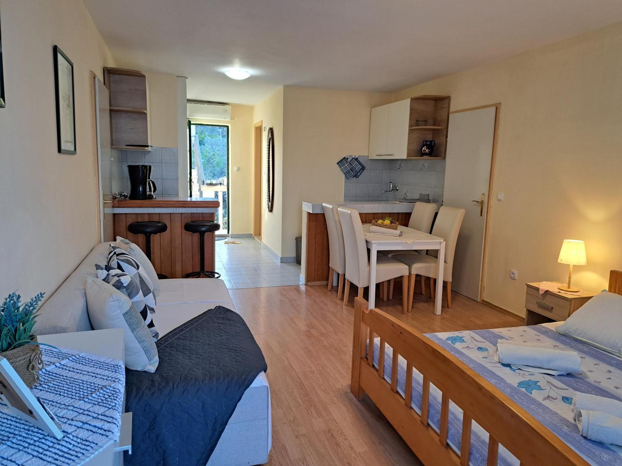 Apartments Ana By The Sea لومباردا المظهر الخارجي الصورة