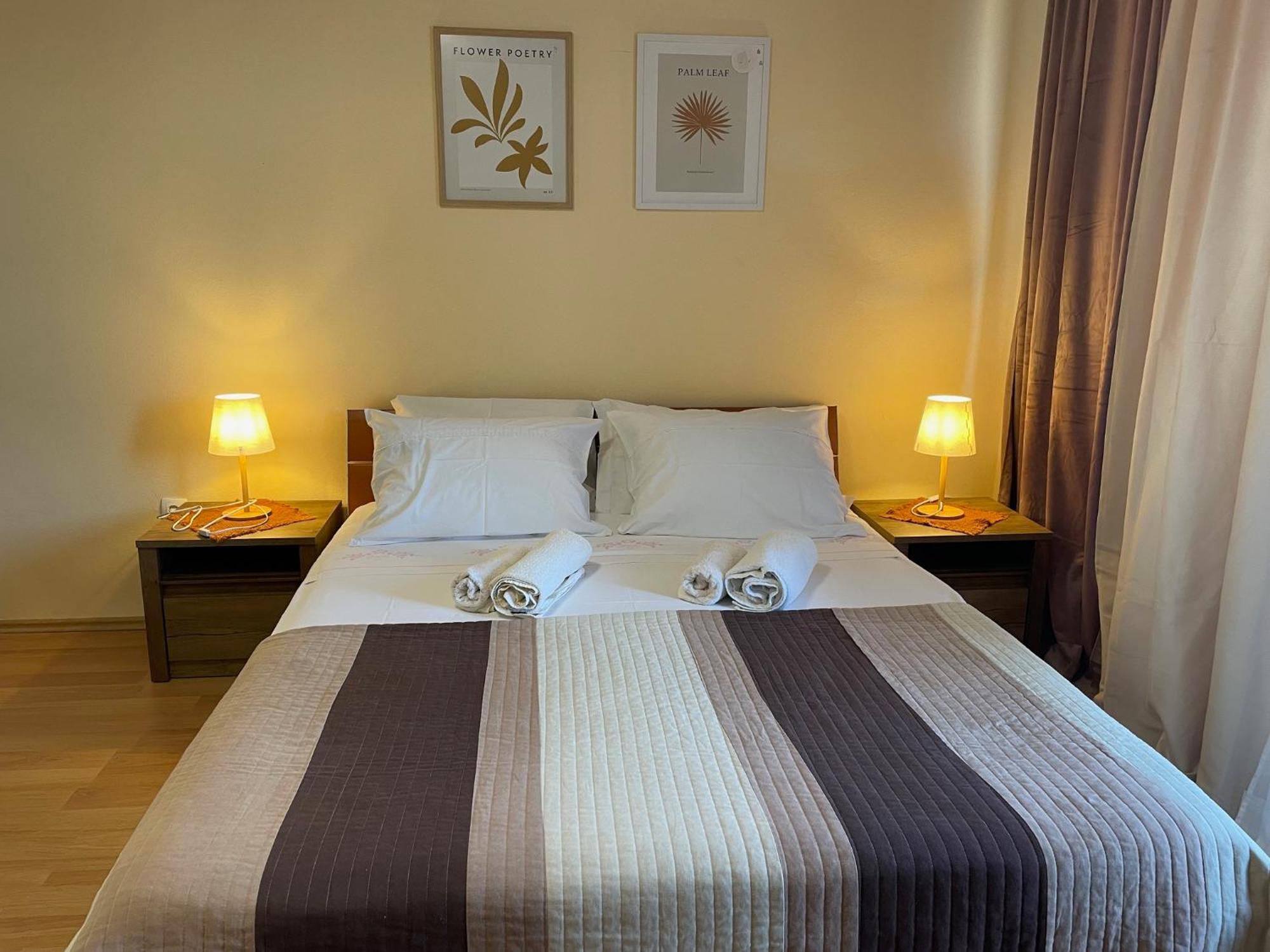 Apartments Ana By The Sea لومباردا المظهر الخارجي الصورة